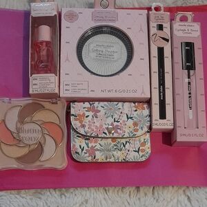 Nanette Lapore Cardholder/bundle